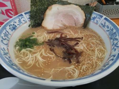 「博多ラーメン(醤油）」@麺房 松の写真