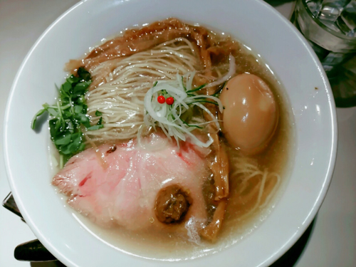 「味玉塩そば950円」@SOBAHOUSE金色不如帰の写真