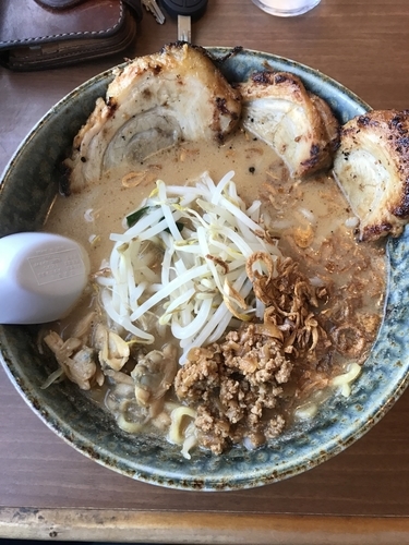 「房州味噌漬け炙りチャーシュー麺➕大盛➕麺固め」@蔵出し房州味噌麺屋馬琴の写真