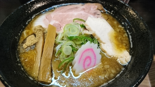 「濃厚煮干しラーメン」@にぼしこいしの写真