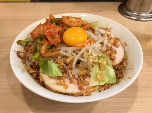 「まぜそば+フライドオニオン+ニラキムチ」@ぶたやまの写真