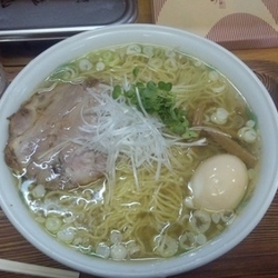 味玉塩ラーメン大盛