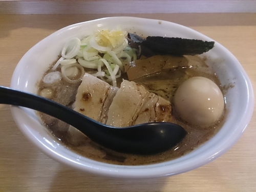 「味玉ラーメン」@麺屋 たけ井 本店の写真