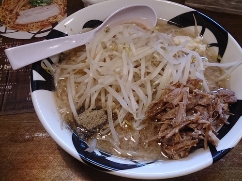 「にぼ二郎」@ラーメンバル 凌駕 ドロップスの写真