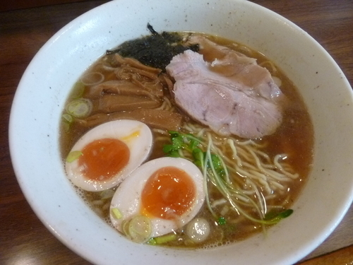 「特製正油らーめん」@岩鷲の写真