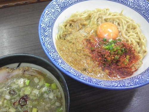 「【限定】カキ味噌かま玉つけそば￥980」@頓知房の写真