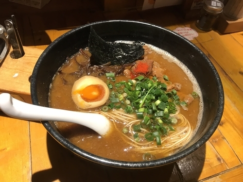 「どてモツらーめん」@博多長浜らーめん よかとの写真