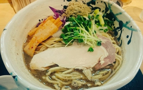 「濃厚煮干しそば（800円）＋大盛り（0円）」@つけ麺 たけもとの写真