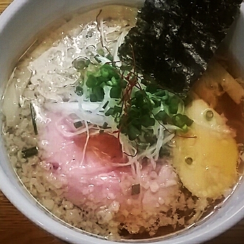 「鶏清湯 背脂醤油ら～めん ７５０円」@麺庵 小島流の写真