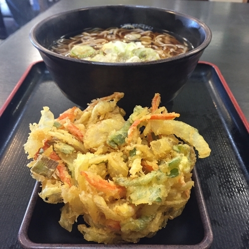 「かけ（￥320）＋かき揚げ（クーポン）」@ゆで太郎 大鳥居店の写真