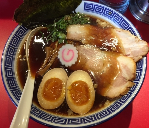 「醤油ラーメン＋味付け半熟玉子（￥700＋￥100）」@風は南からの写真