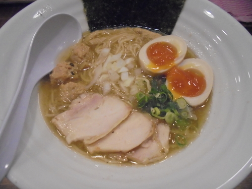 「特製濃厚鶏白湯そば　９５０円」@麺屋 ゆるり。の写真