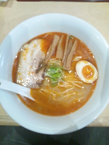 「辛塩らーめん」@よなやの写真