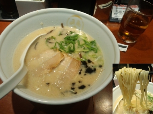 「白丸バリカタ750円替え玉​100円」@TOKYO豚骨BASE MADE by 博多一風堂 アトレ大船店の写真