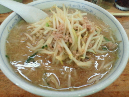 「ひき肉ともやし炒めのみそら～めん 800円」@ら～めん石狩の写真