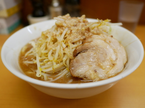 「ラーメン 太麺 カラメ＋アブラ」@ラーメン ○菅の写真