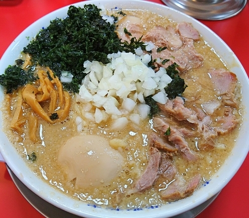 「特製中華そば980（油増し）」@燕三条中華そば ぎと家 武里本店の写真