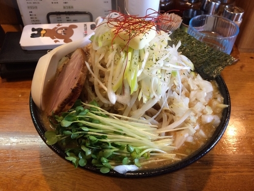 「淡麗味噌バター大盛り」@麺屋 鶏口の写真
