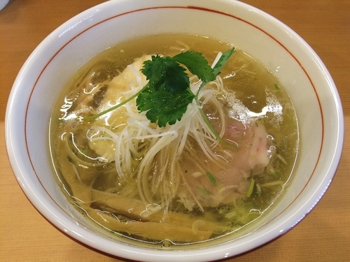 「塩らぁ麺（750円）」@麺や 一峯の写真