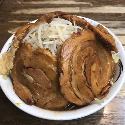 「雷豚そば　大盛（麺ふつう　ニンニクマシ）」@雷 北松戸本店の写真