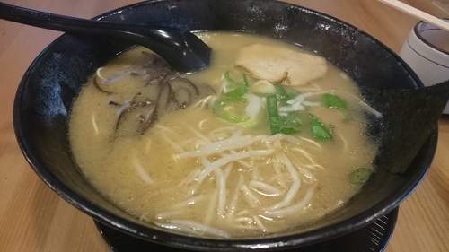 「らーめん」@お食事処 花まつりの写真