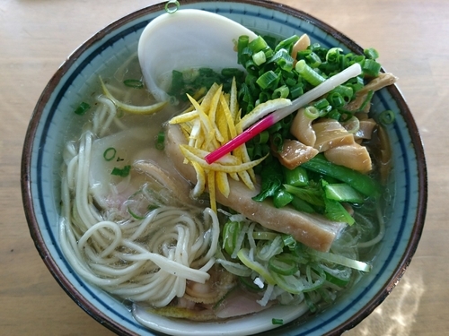 「【睦月の一杯】鶏スープ天然柚子塩 IN大蛤」@MENYA 食い味の道有楽の写真