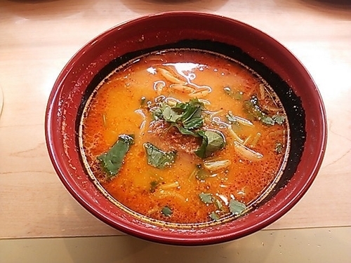 「胡麻香る担々麺」@無添 くら寿司 井草八幡宮店の写真