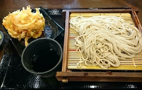 「もり（細麺）＋かきあげ　290＋110円」@蕎麦 冷麦 嵯峨谷 阿佐ヶ谷店の写真