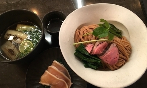 「挽きたて小麦つけめん(￥1000) & 鶏のせ(￥250)」@MENSHOの写真