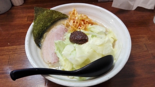「醤油ラーメン　キャベツ」@『   』（無銘）の写真