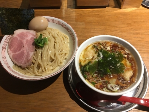「特製つけそば 980円 中盛り300g無料 チャー丼150円」@中華そば 二階堂の写真