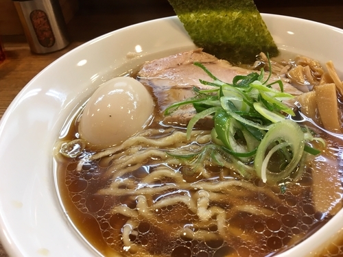 「あじ玉らぁめん」@らぁめん山と樹の写真