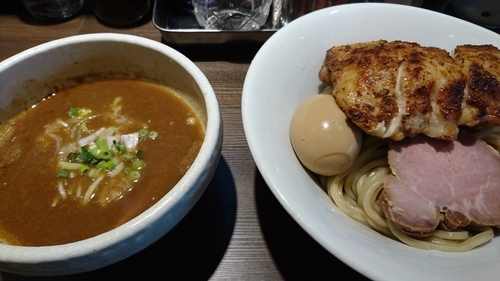 「味玉伊勢海老つけ麺＋スパイシーチキン」@つけ麺 一燈の写真