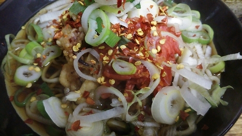 「ゲソ（生姜）そば　ネギ多め」@六文そば 日暮里第2店の写真