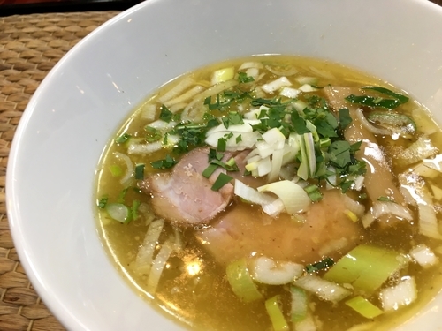 「壱富士ラーメン（鶏油ソース）」@ONLY ONE NOODLE 壱富士の写真