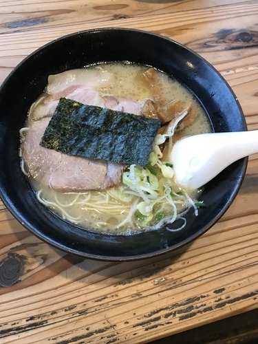 「塩ラーメン」@ラーメン ヨシベー 八千代店の写真