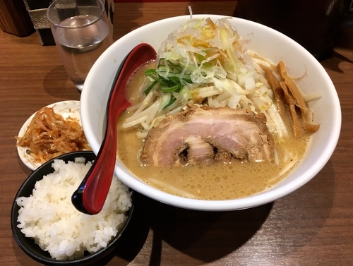 「味噌らーめん 野菜マシ＋半ライス（サービス）」@らーめん 蓮の写真