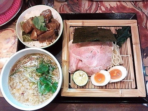 「極 端麗つけ麺＋ヅケマグロご飯」@ラーメン愉悦処 似星の写真