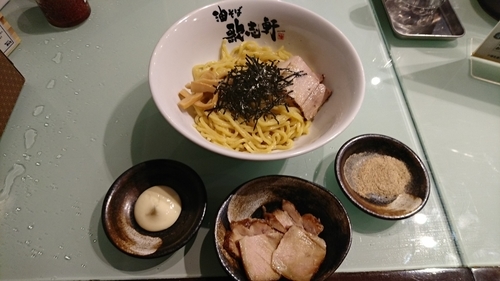 「チャーシュー並盛+魚粉+マヨネーズ」@油そば専門店 歌志軒 四日市駅前店の写真