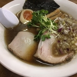 煮干しラーメン　正油