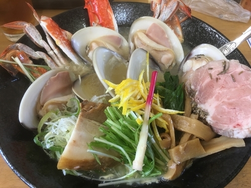 「睦月の一杯  鶏スープ天然柚子塩  IN 大蛤＋大蛤大蛤」@MENYA 食い味の道有楽の写真