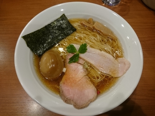 「味玉醤油ラーメン 850円」@中華そば 七麺鳥の写真