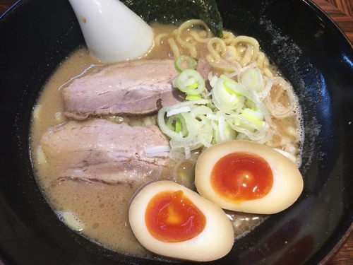 「ラーメン味玉 太麺」@ラーメン長山の写真