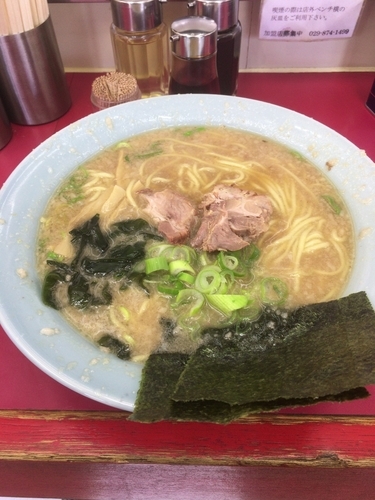 「ラーメン 中盛り 太麺」@ラーメンショップ 牛久結束店の写真