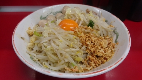 「汁なし(麺硬め・ニンニク少なめ)+うずら」@ラーメン二郎 湘南藤沢店の写真