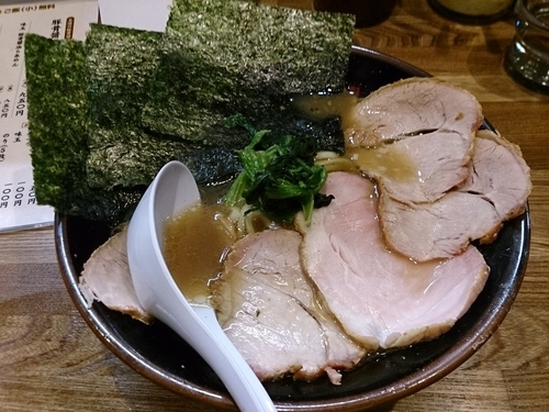 「釜焼き焼豚 豚骨醤油らあめん」@豚骨らあめん専門店 とんこつ家ZUNの写真