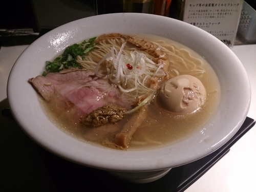 「味玉塩そば」@SOBAHOUSE金色不如帰の写真