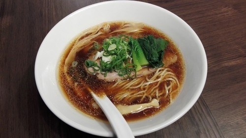 「醤油そば」@花笑み中華そば かれんの写真