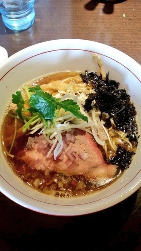 「豊深煮干しそば」@麺や 虎徹の写真