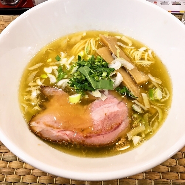 壱富士ラーメン（鶏油）